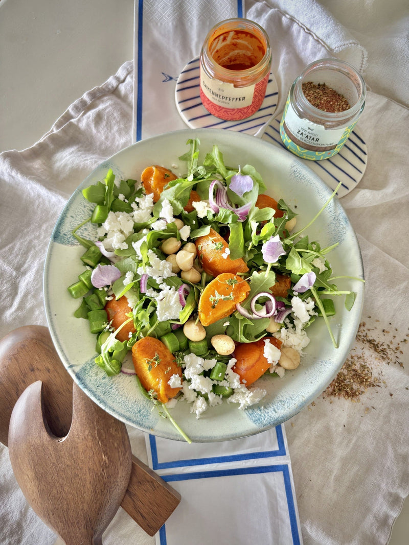 Warmer Aprikosen-Feta-Salat mit Spargel &amp; Za'atar