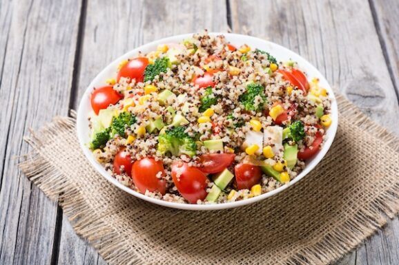 Quinoa würzen - so würzt du das vielfältige Superfood