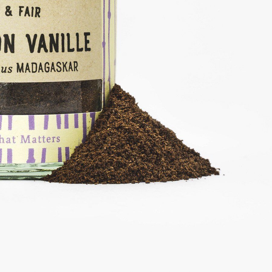 Bourbon Vanille gemahlen aus dem Glas